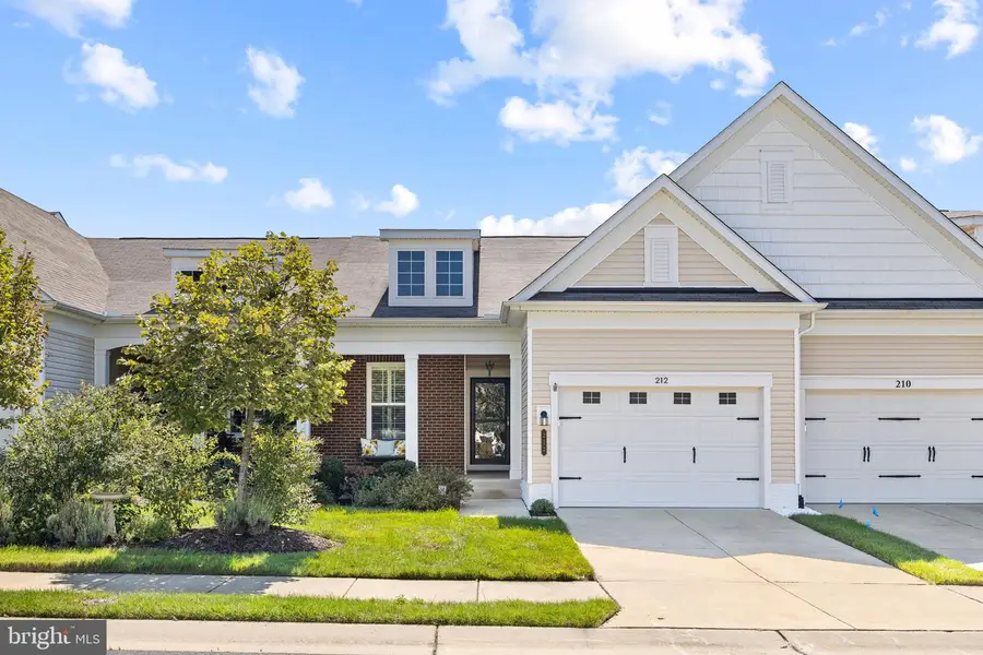 212 Long Point Dr, Fredericksburg, VA 22406 - #2