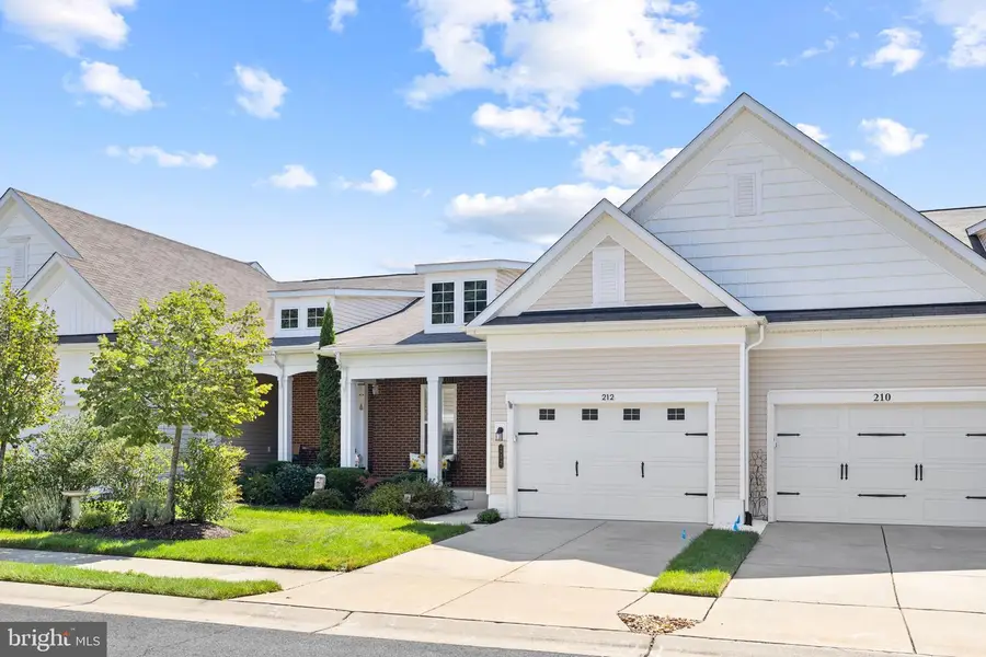 212 Long Point Dr, Fredericksburg, VA 22406 - #3