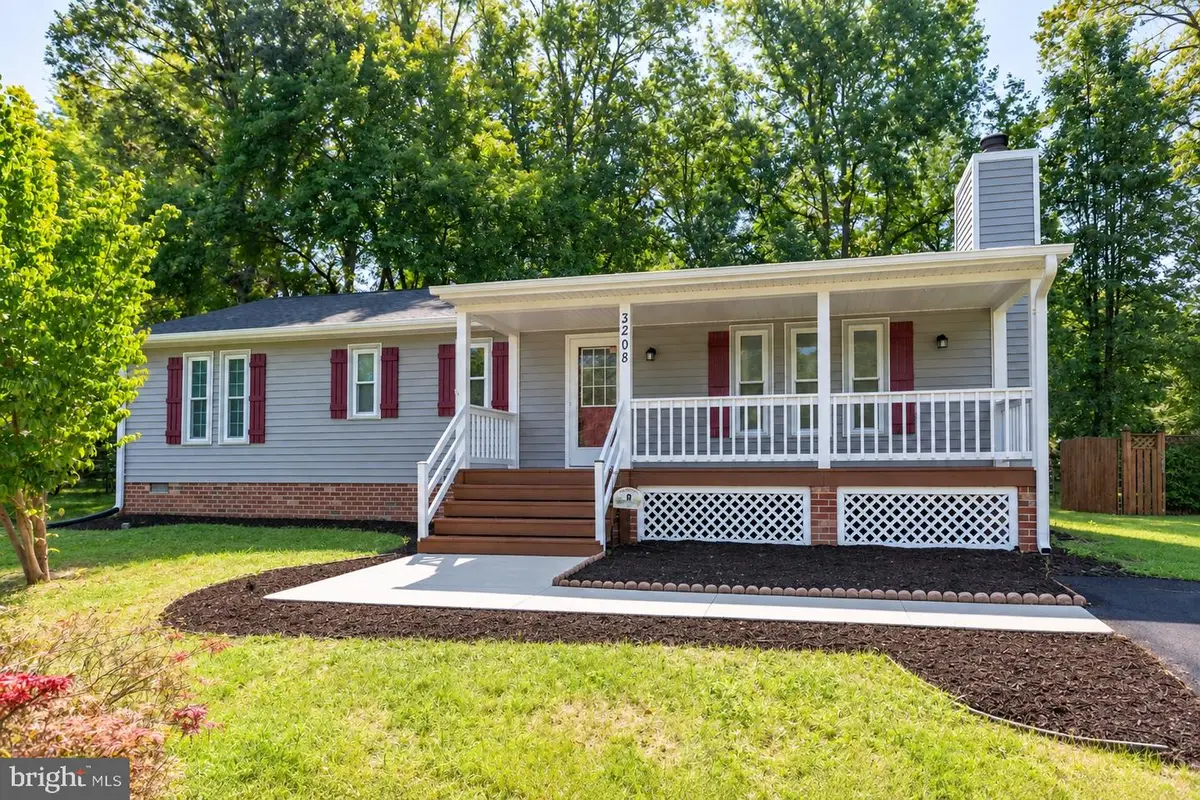 3208 Aquia Dr, Stafford, VA 22554 - #1