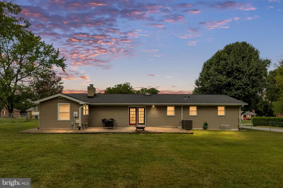 718 Payton Dr, Fredericksburg, VA 22405 - #3