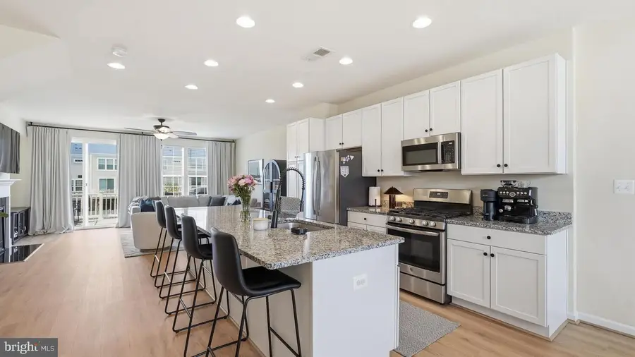 438 Boxelder Dr #103, Stafford, VA 22554 - #3