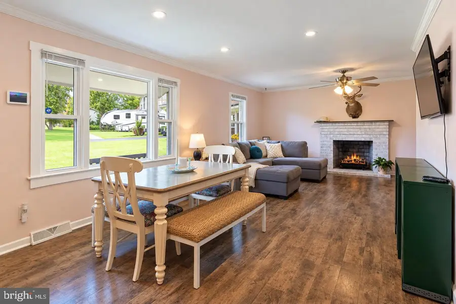714 Scott Dr, Fredericksburg, VA 22405 - #3