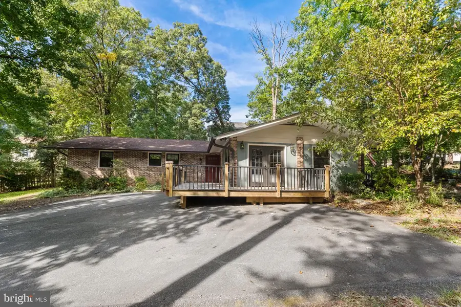 1001 Harbour Dr, Stafford, VA 22554 - #2