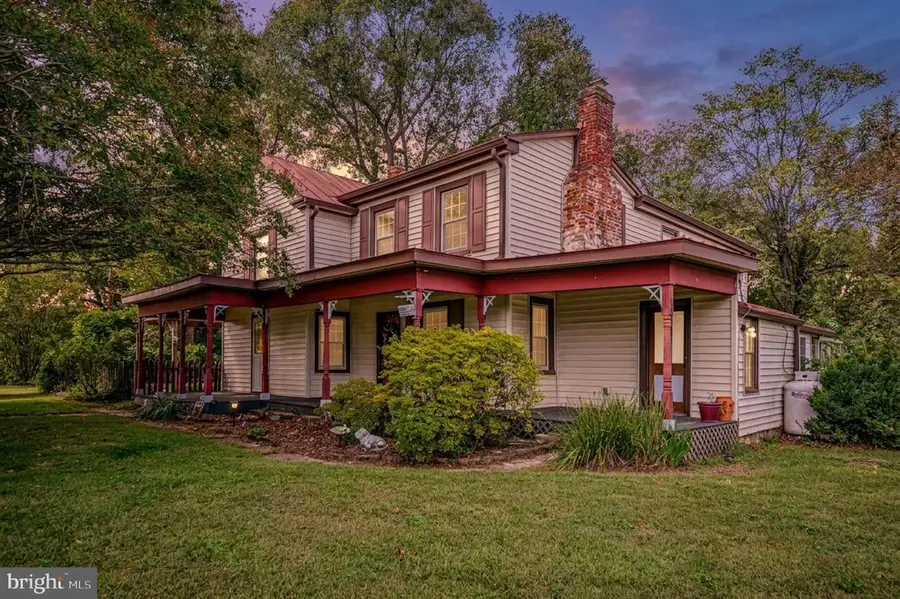 836 Truslow Rd, Fredericksburg, VA 22406 - #2