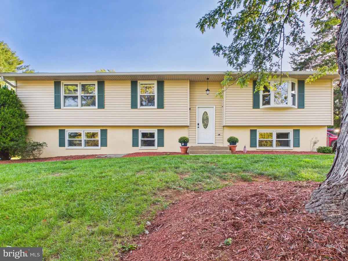 300 Oak Grove Ln, Stafford, VA 22556 - #1