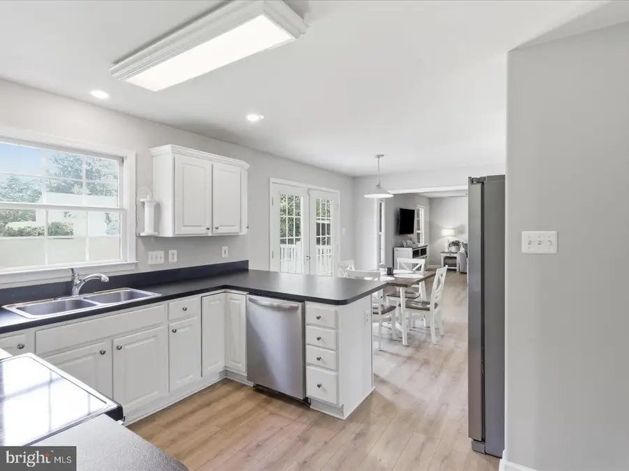 9 Pebble Pl, Fredericksburg, VA 22405 - #2