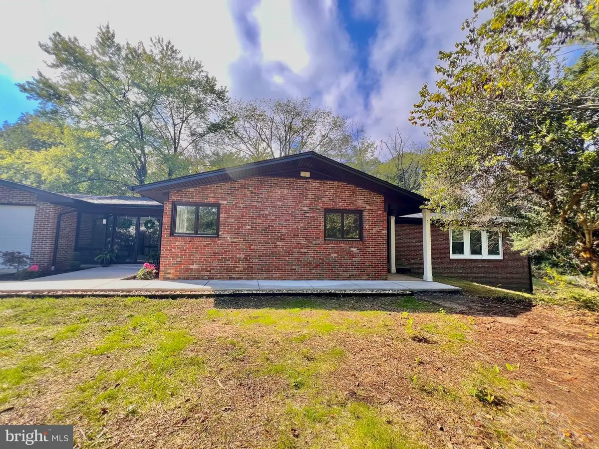270 Ferry Rd, Fredericksburg, VA 22405 - #1