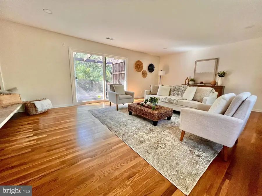 270 Ferry Rd, Fredericksburg, VA 22405 - #3