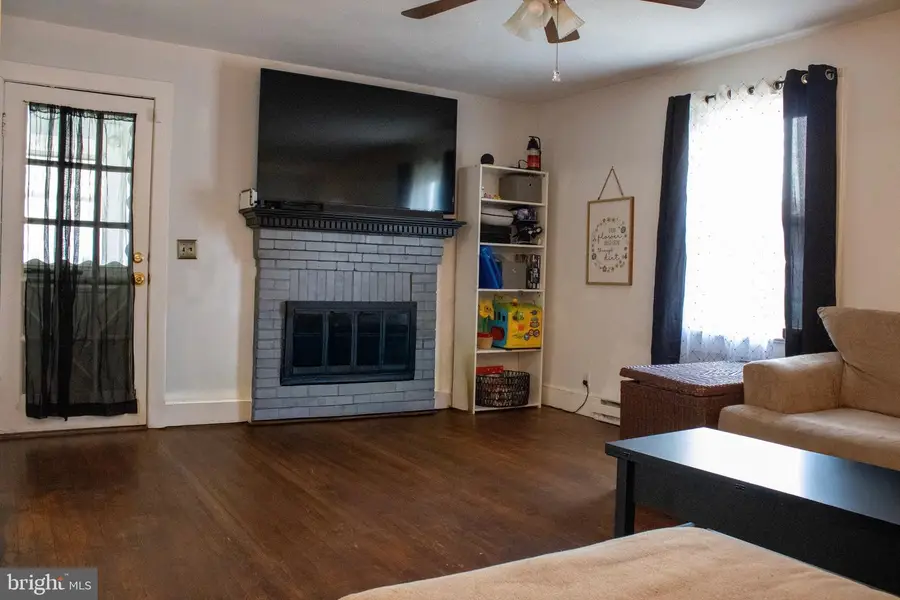 141 Bank St, Waverly, VA 23890 - Image #3