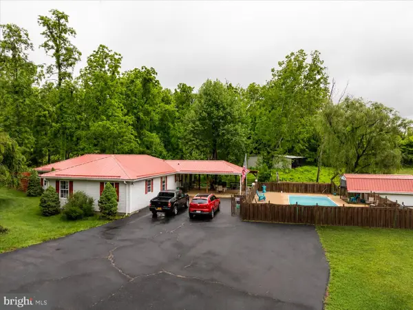 11419 Oak Grove, BRISTOL, VA 24202