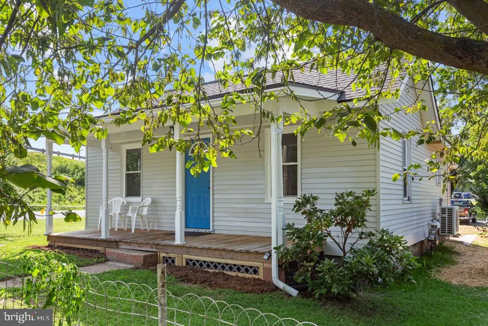 821 N Bayard Ave, Waynesboro, VA 22980 - Image #1