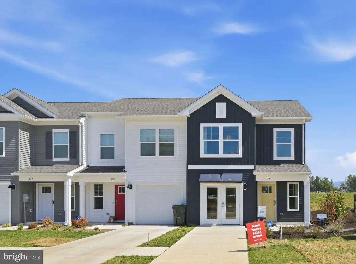 109 Berrets Ln, Waynesboro, VA 22980 - #1