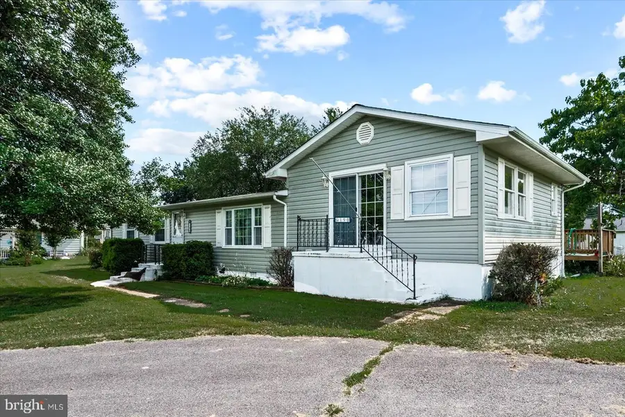 190 Blackwell Rd, Colonial Beach, VA 22443 - Image #2