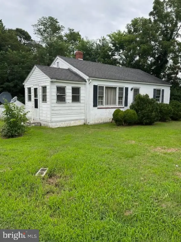 4856 Coles Point Rd, HAGUE, VA 22469