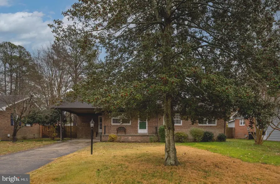 128 11th St, Colonial Beach, VA 22443 - Image #3