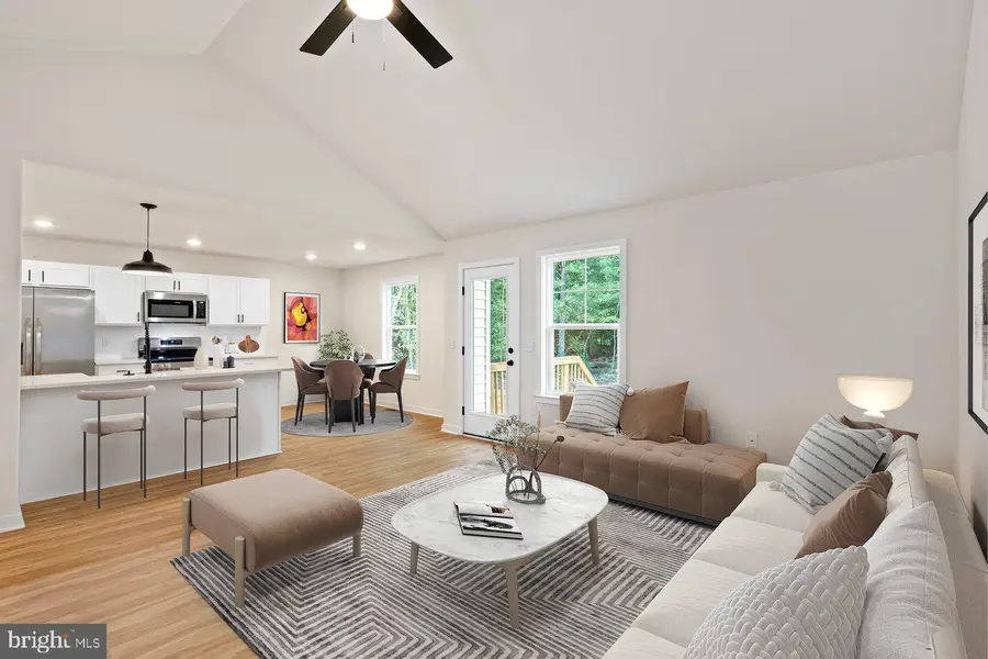 177 Woodmount Dr, Colonial Beach, VA 22443 - Image #2