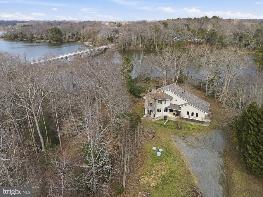 115 Waterside Ln, Montross, VA 22520 - #2