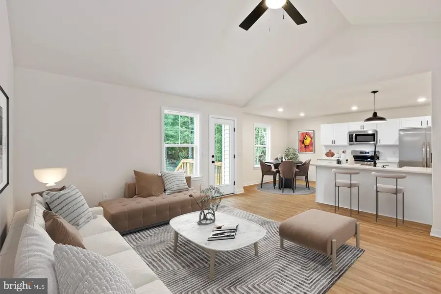 736 Circle Ln, Colonial Beach, VA 22443 - #3