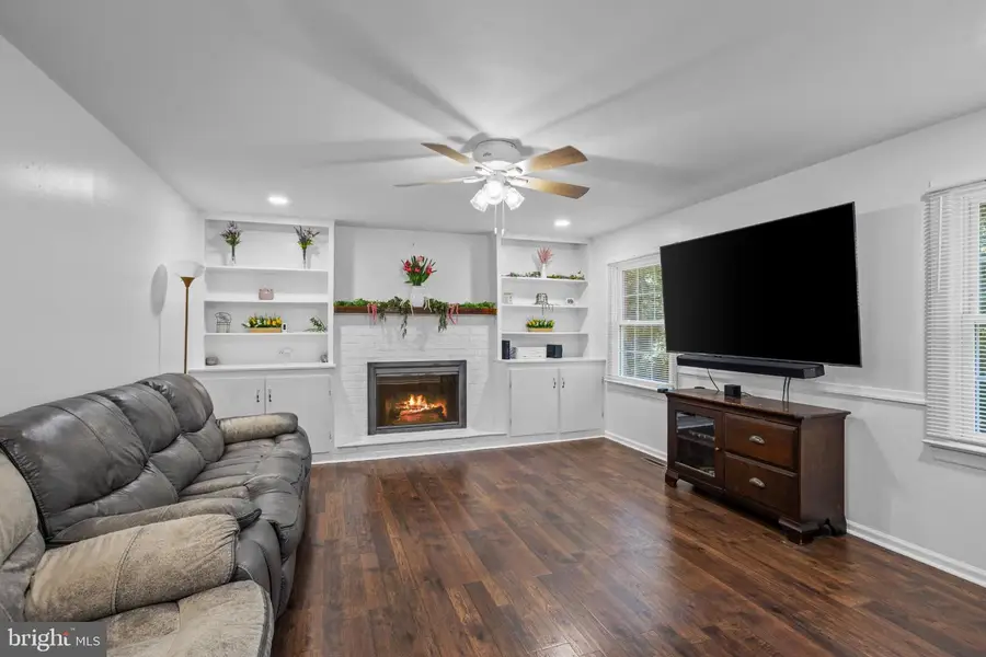 290 Monroe St, Montross, VA 22520 - #3