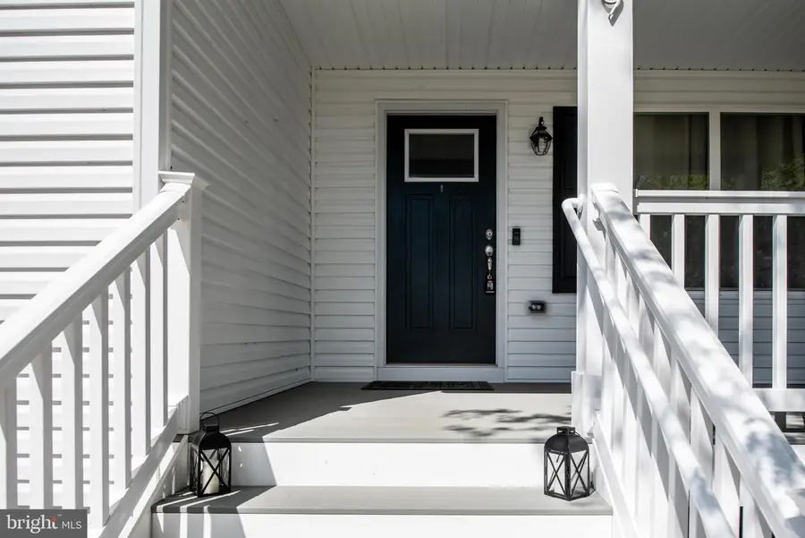 669 Lakeview Dr, Colonial Beach, VA 22443 - #3