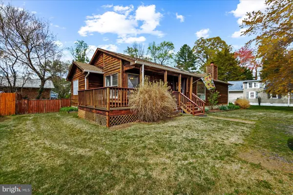 121 11th St S, COLONIAL BEACH, VA 22443