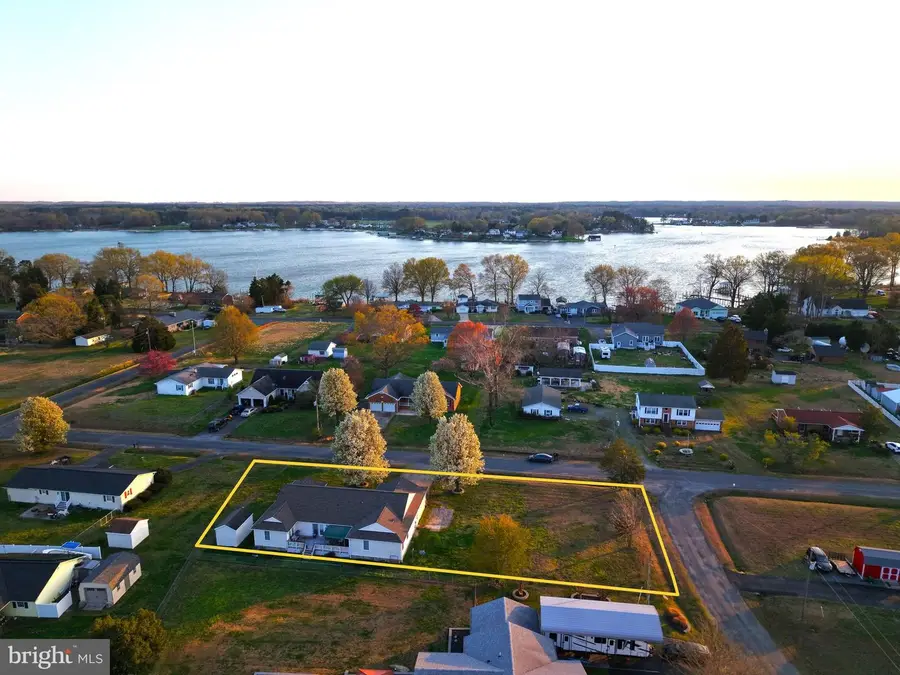 241 Potomac Ln, Colonial Beach, VA 22443 - #2