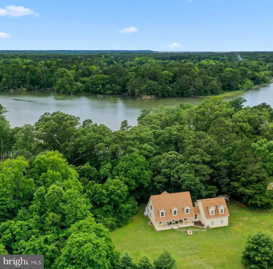 367 Edgewater Ln, Montross, VA 22520 - #2