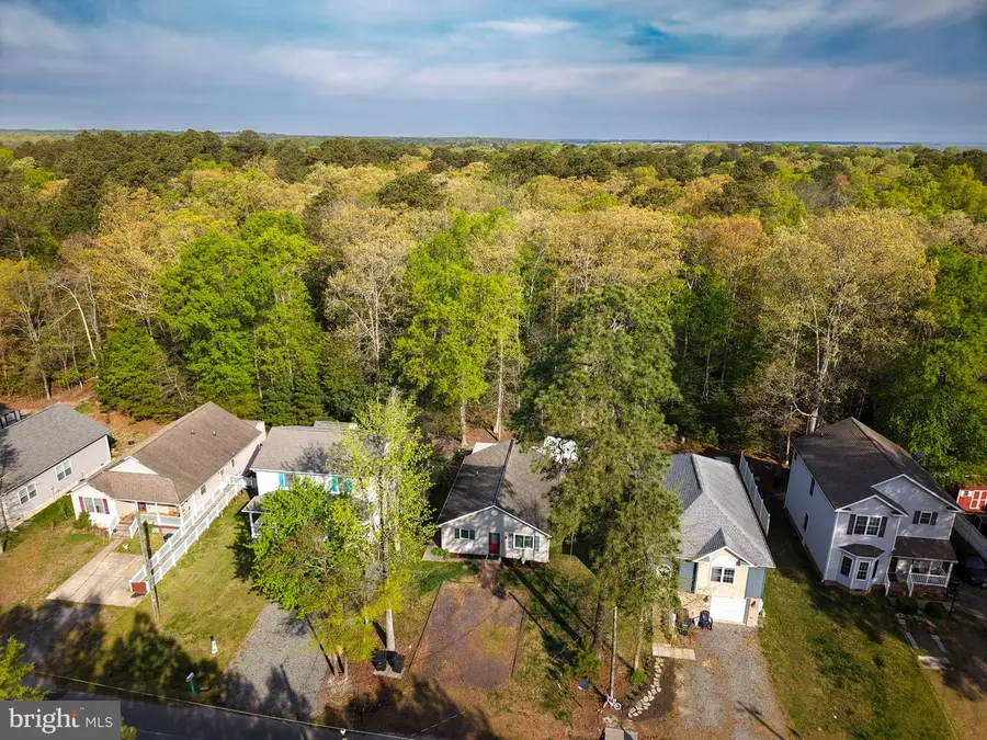 213 12th St, Colonial Beach, VA 22443 - #3