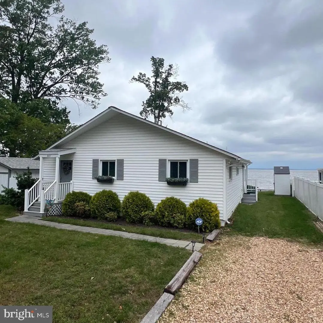 222 Shore Dr, Colonial Beach, VA 22443 - #1
