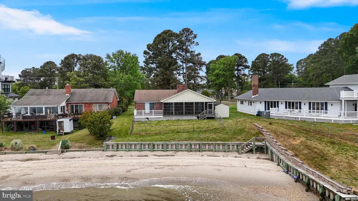 899 N Glebe Rd, Montross, VA 22520 - #1