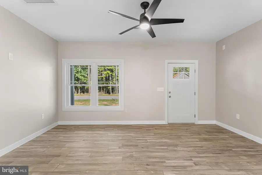 54 Bay Pointe Drive, Montross, VA 22520 - #3