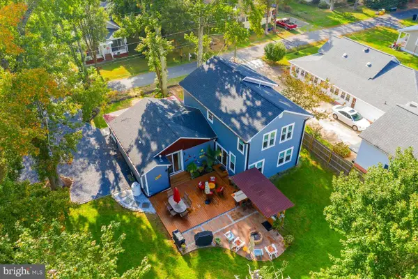 139 8th St, COLONIAL BEACH, VA 22443