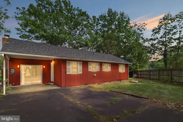 434 Mattox Ave, COLONIAL BEACH, VA 22443