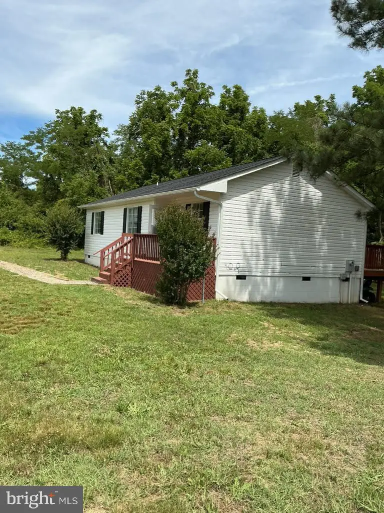 531 Lowe Dr, Hague, VA 22469 - #3