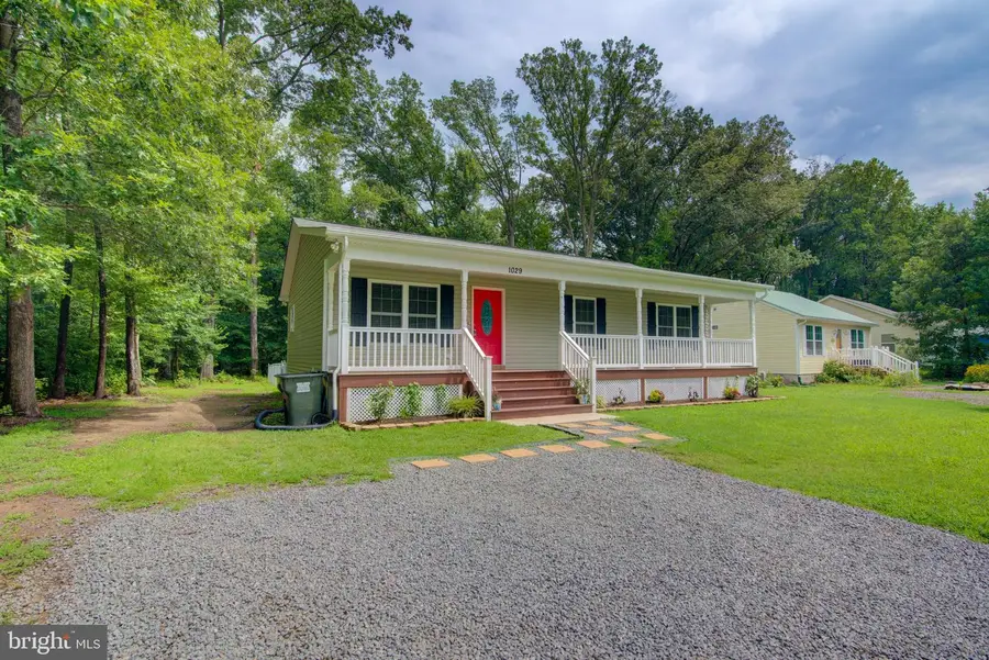 1029 Mattox Ave, Colonial Beach, VA 22443 - #2