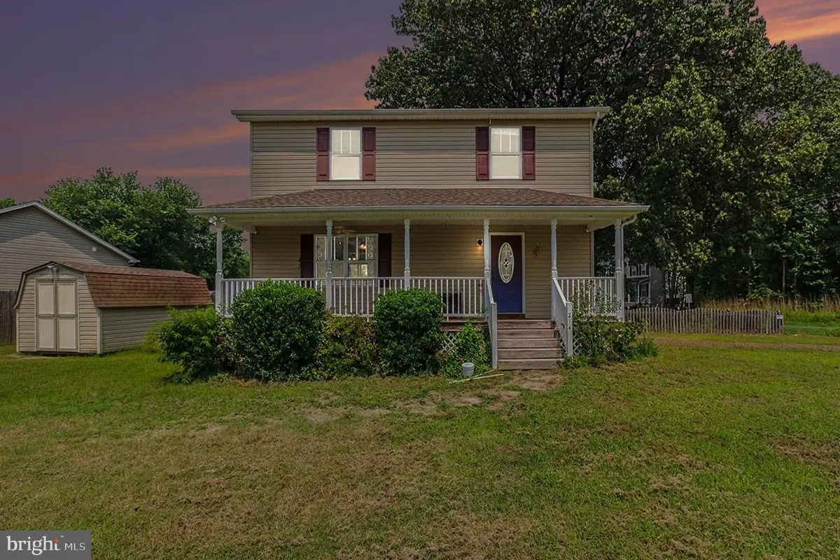 214 Richmond Rd, Colonial Beach, VA 22443 - #1