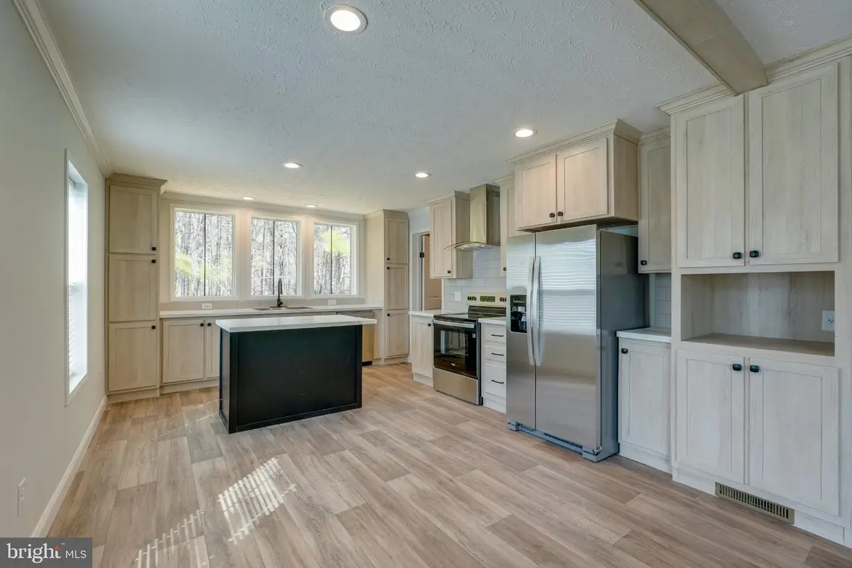 332 Morris Ln, Montross, VA 22520 - #1