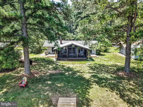 781 N Glebe Rd, MONTROSS, VA 22520