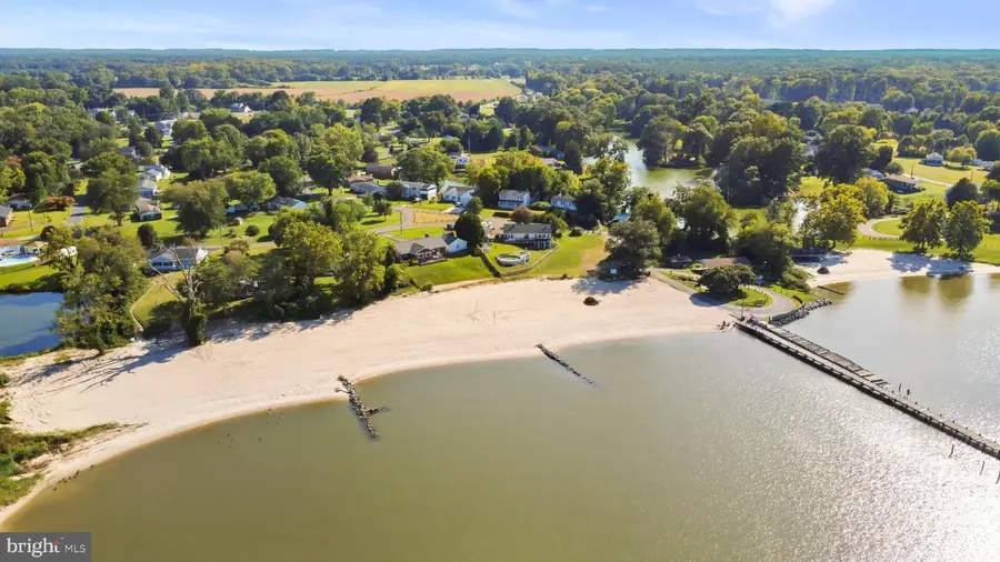 155 Pearson Dr, Colonial Beach, VA 22443 - #3