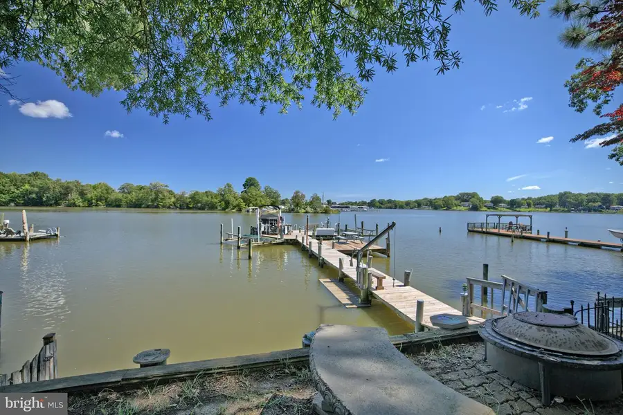 292 Sea Horse Dr, Colonial Beach, VA 22443 - #2