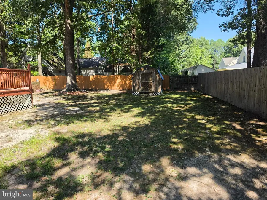 207 Meadow Ave, Colonial Beach, VA 22443 - #3