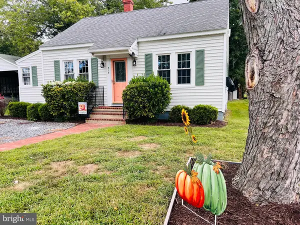518 Marshall Ave, COLONIAL BEACH, VA 22443