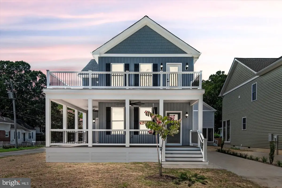 700 Taggart St, Colonial Beach, VA 22443 - #1