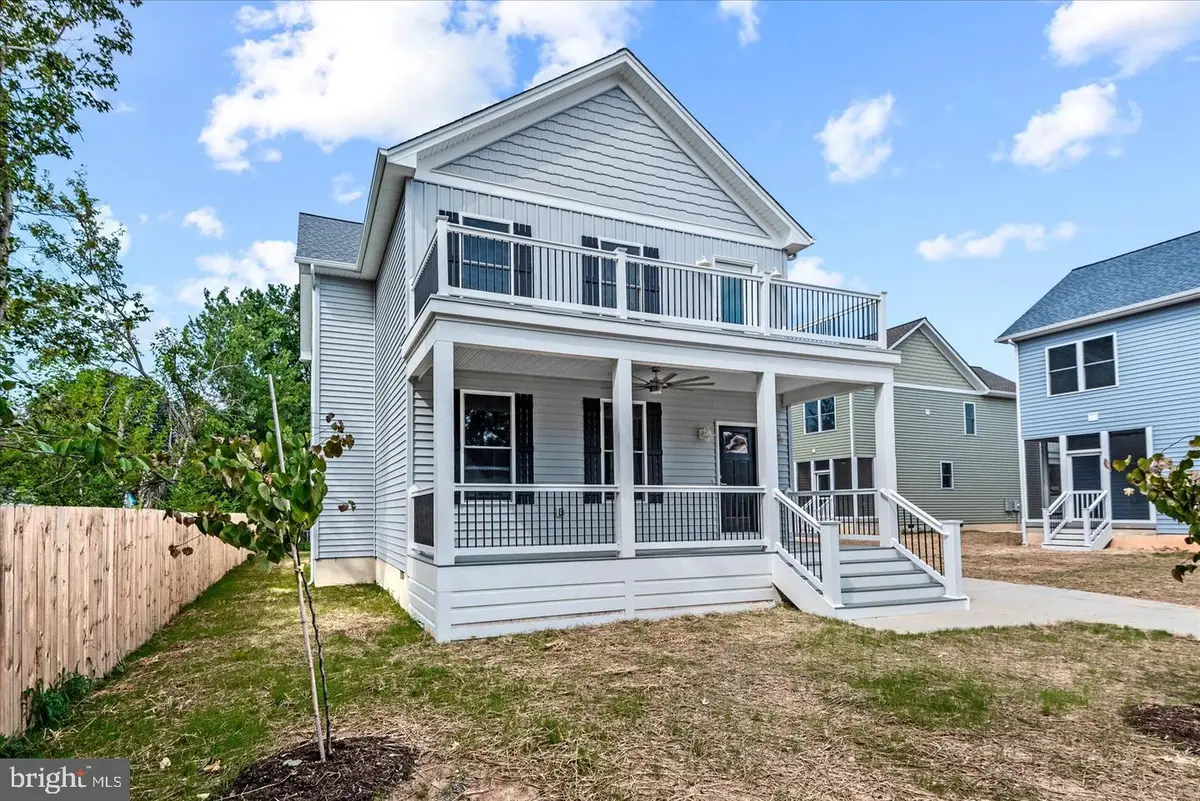 207 Lincoln, Colonial Beach, VA 22443 - #1