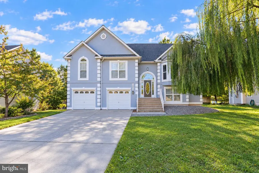 2802 Dwight Ave, Colonial Beach, VA 22443 - #2