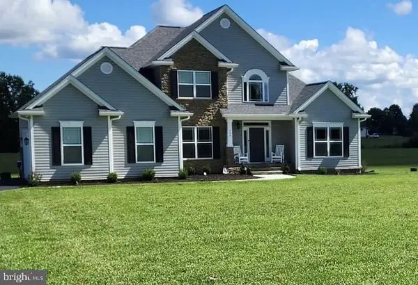 144 Skyview Dr, MONTROSS, VA 22520