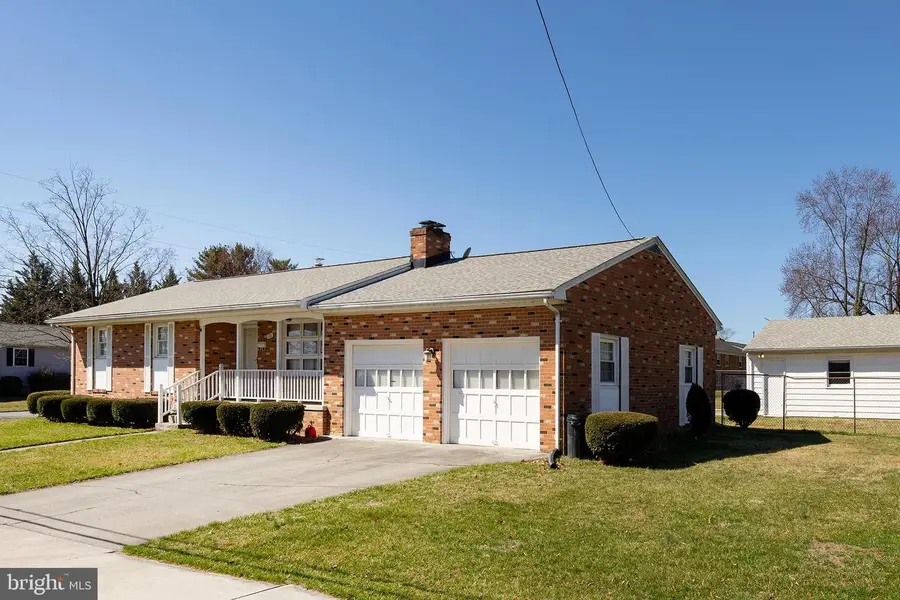 101 Molden Dr, Winchester, VA 22601 - #3