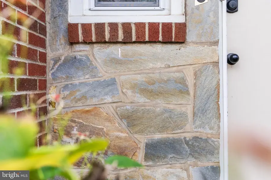 105 W Oates Ave, Winchester, VA 22601 - Image #3