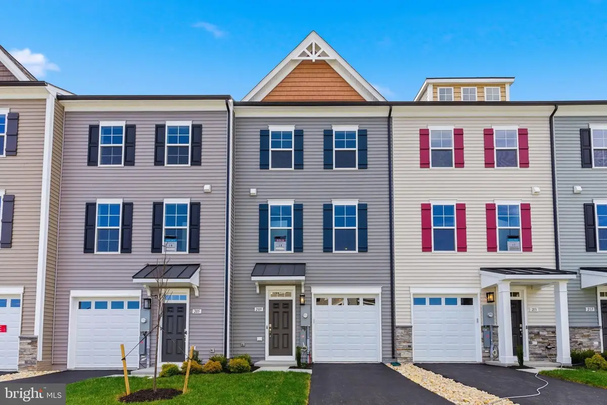 209 Monteith Dr, Winchester, VA 22601 - Image #1