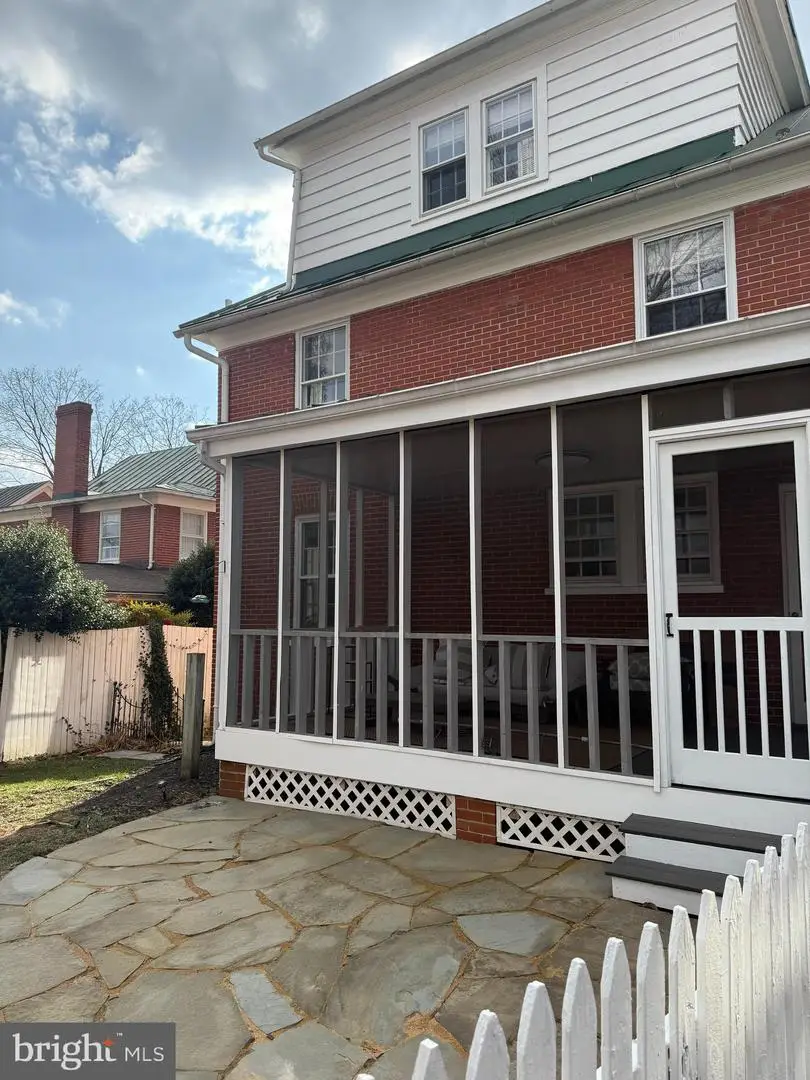 330 W Cecil St, Winchester, VA 22601 - Image #2